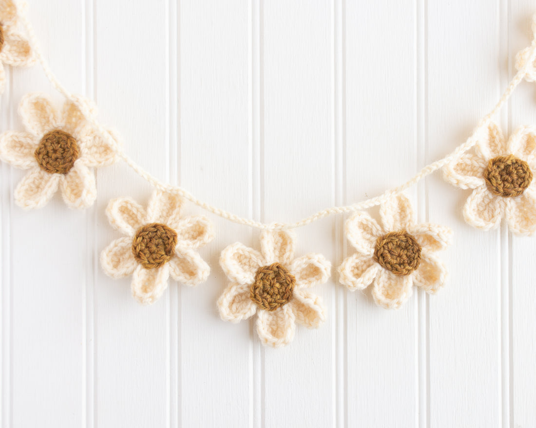 Daisy Garland - Free Crochet Pattern!