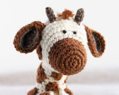 Dotty the Giraffe - Crochet Pattern