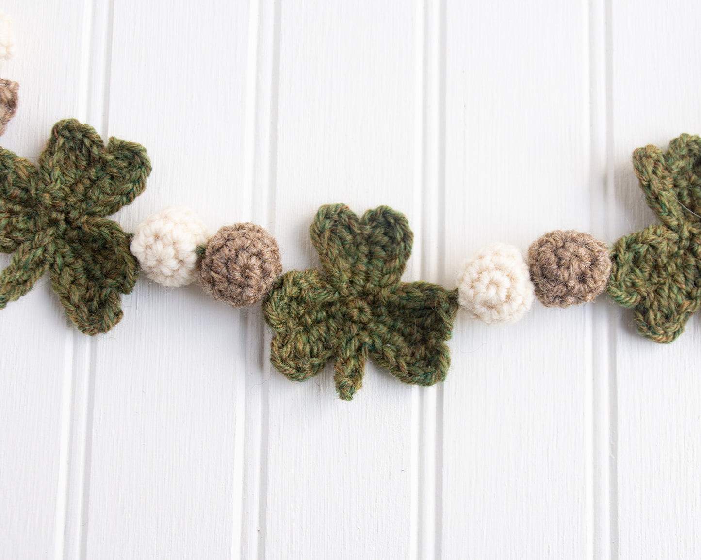 Clover Garland - Crochet Pattern