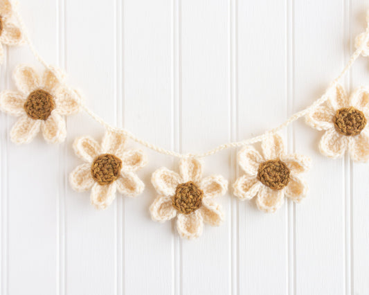 Daisy Garland - Crochet Pattern