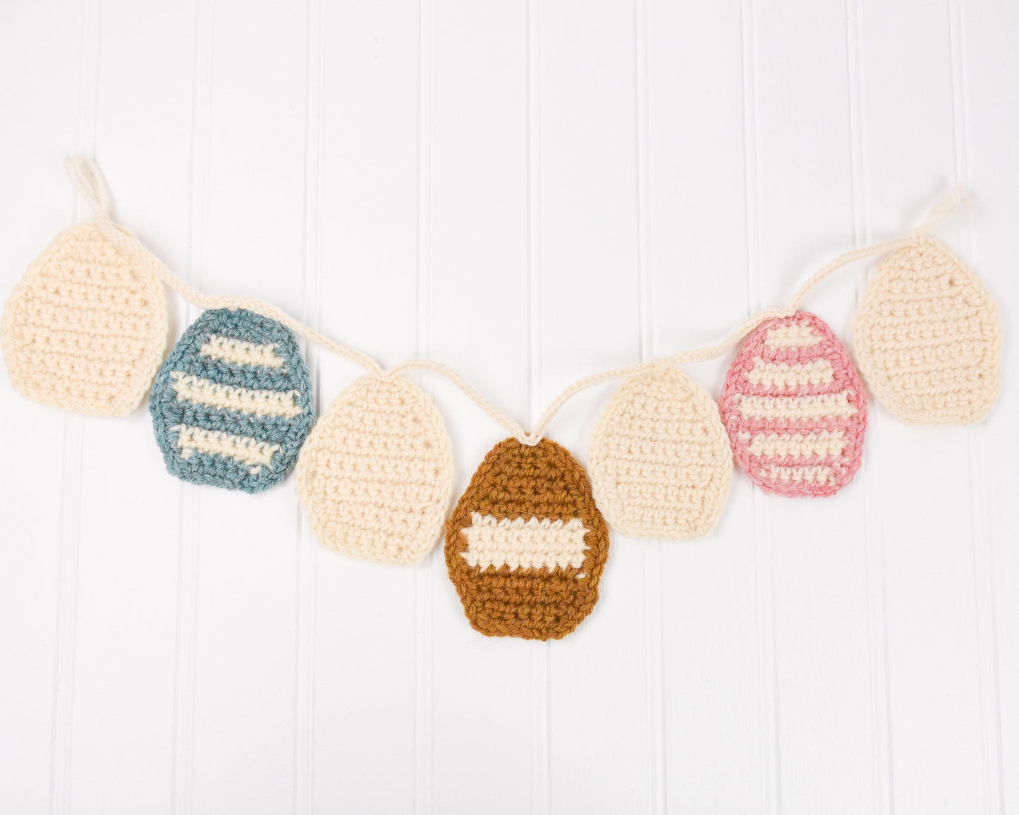 Easter Egg Garland - Crochet Pattern